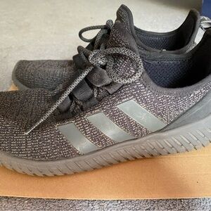 Adidas Men’s 9.5 neo Kaptir Grey Running Shoes